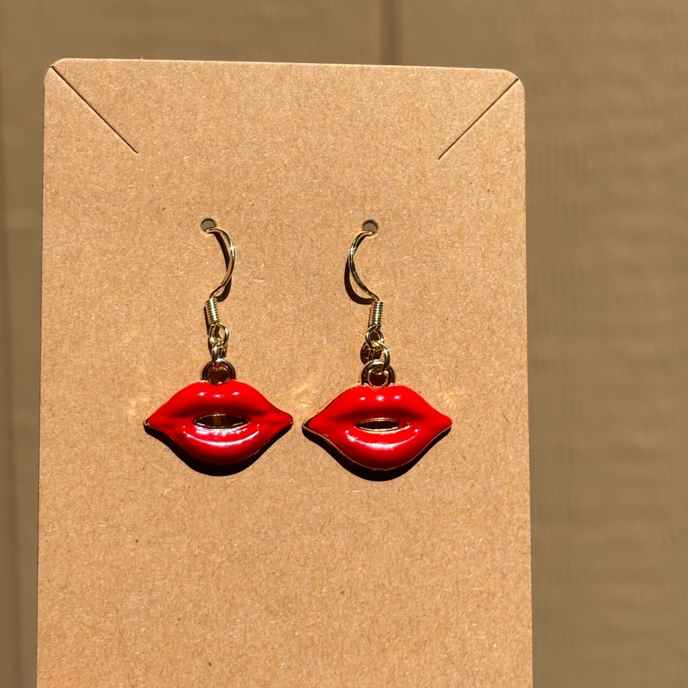 Handmade cute lip earrings